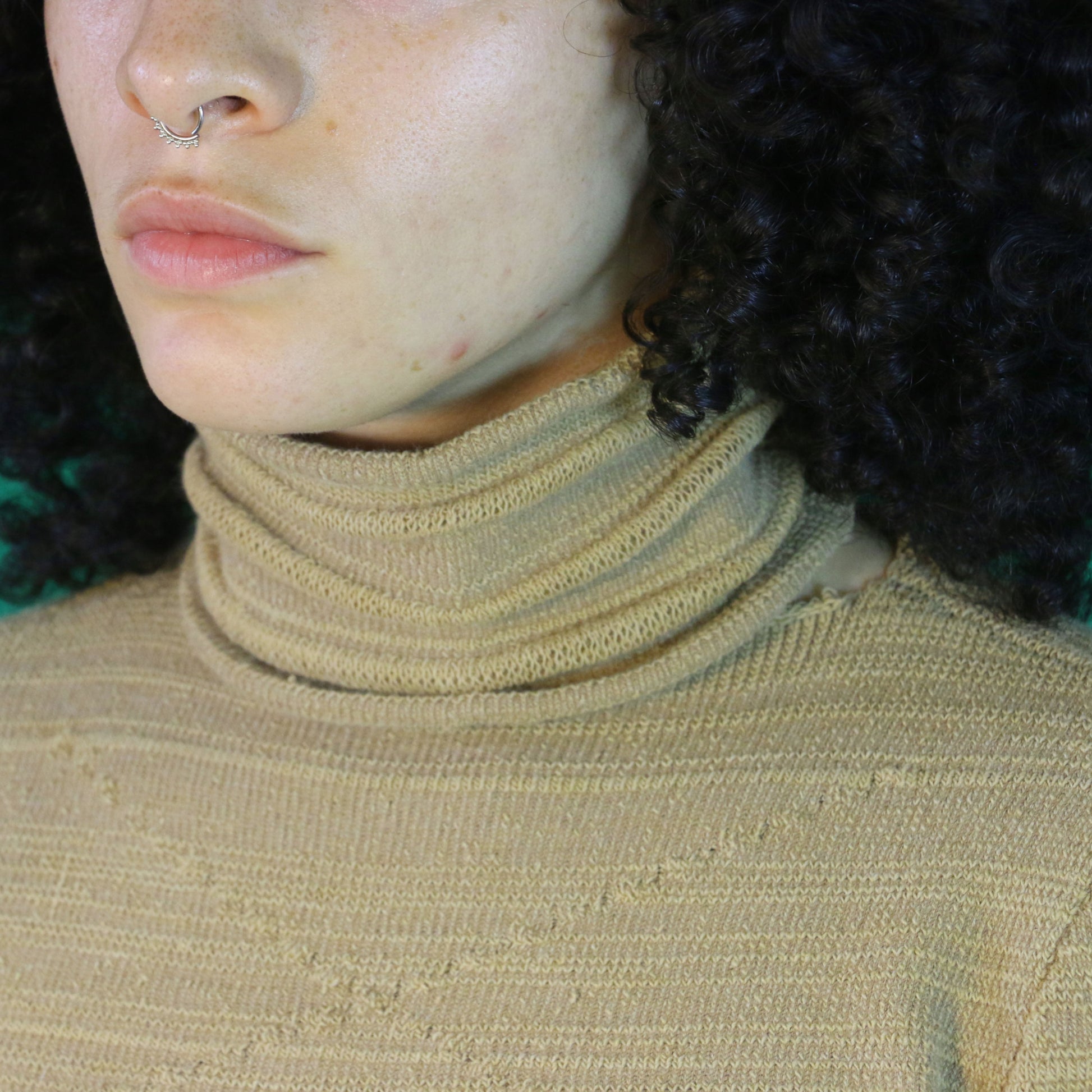 knit neck cuff in camel