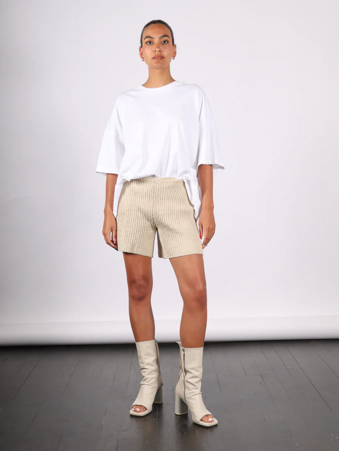 rib knit short in sand