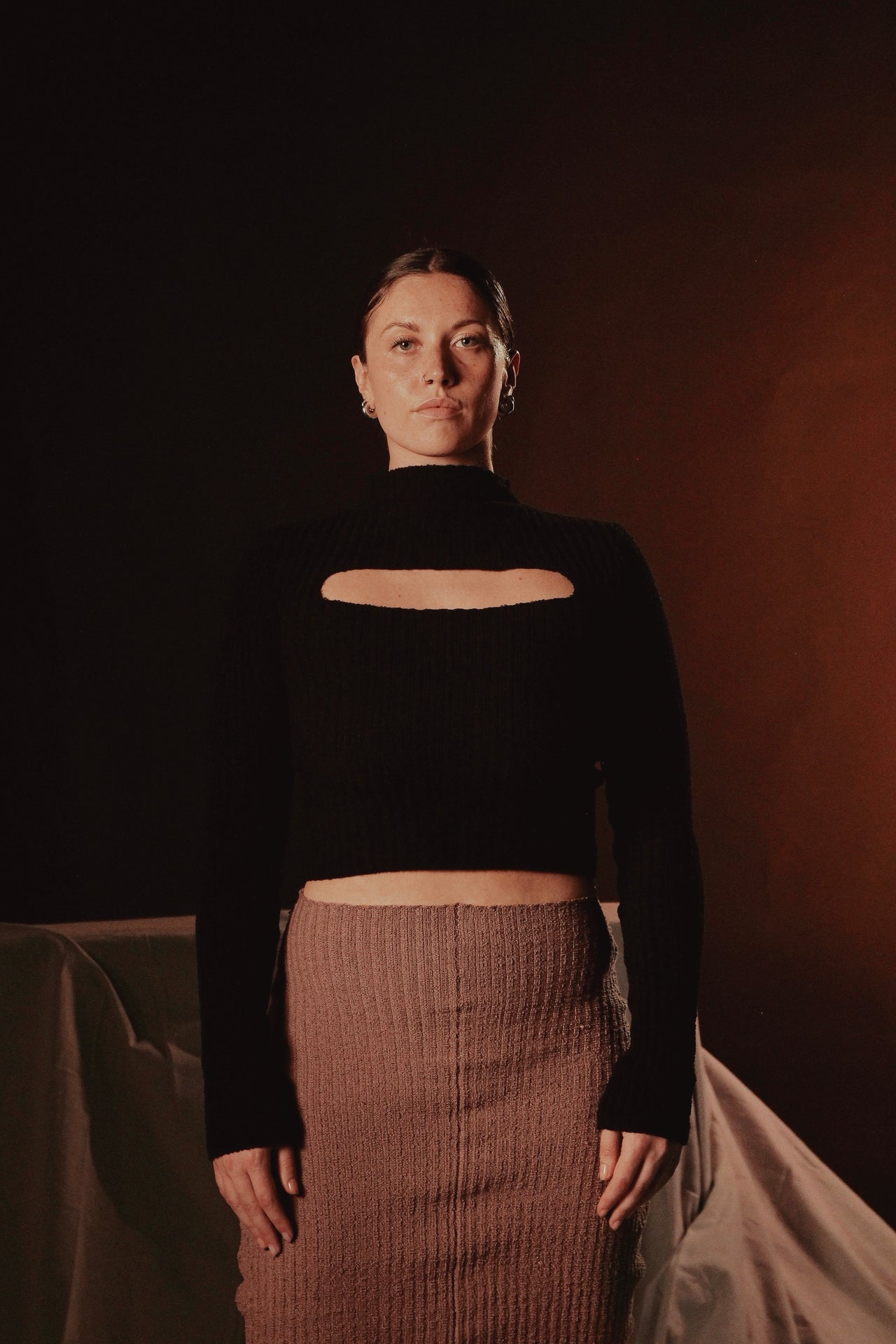 rib knit cropped sweater with cut out